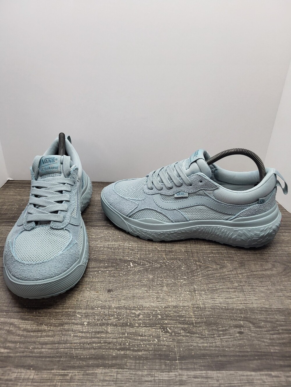 VANS UltraRange NEO VR3 Wave Blue Womens Size 9 Gym Shoes New